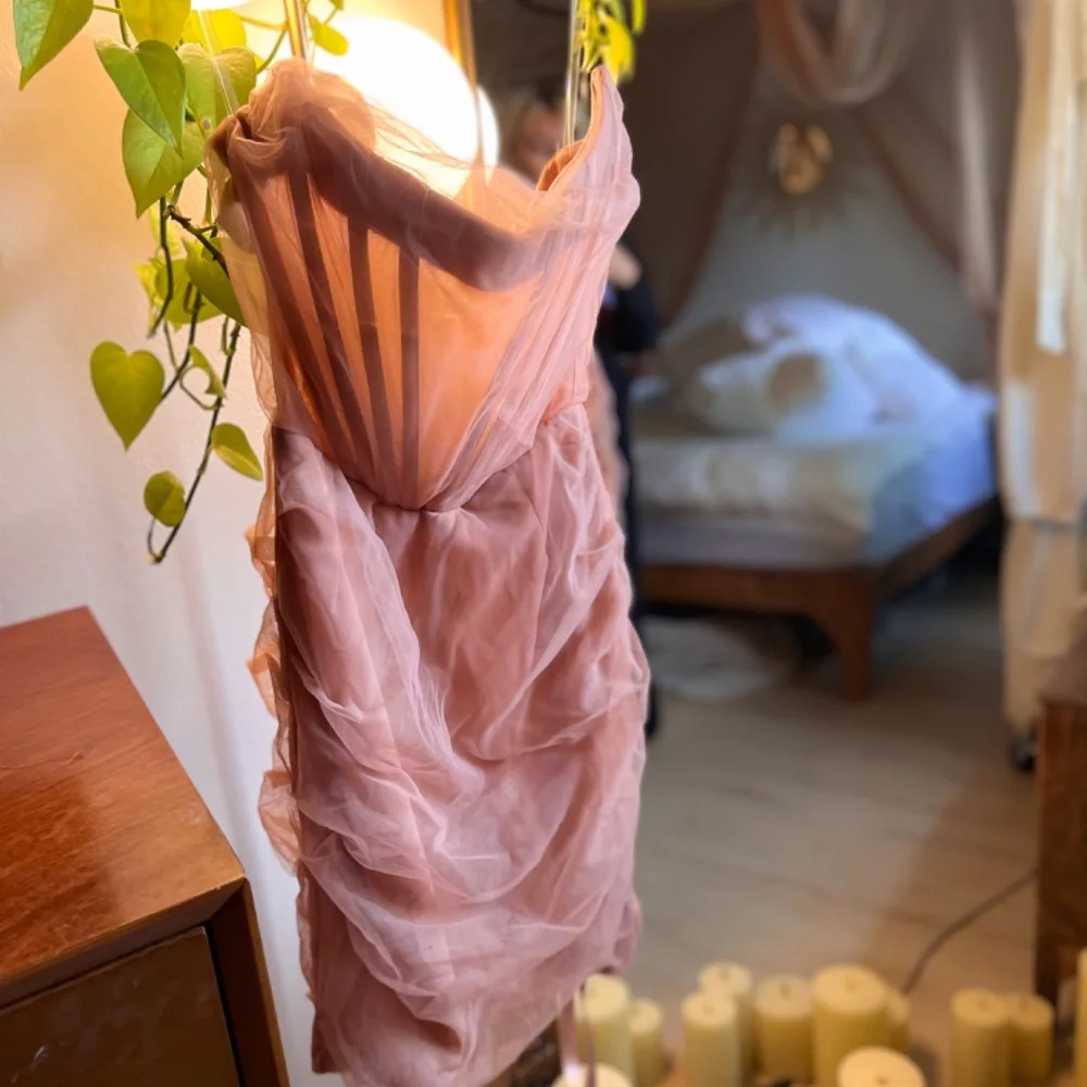 NEW WITH TAGS House of CB Leila Blush dress - Picture 3 of 9